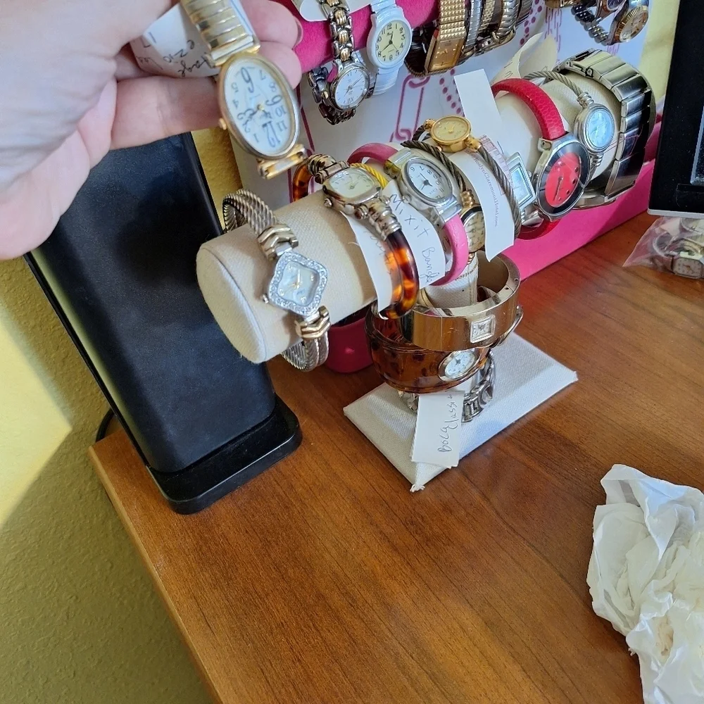 Collezio Abalone Cuff Watch